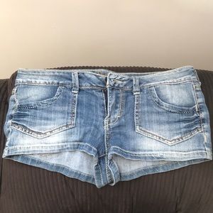 Jean short shorts